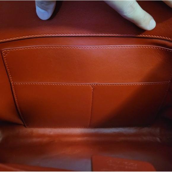 Salvatore Ferragamo Bag - Picture 5 of 7